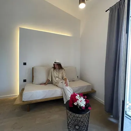 Art Navarino * Gialova