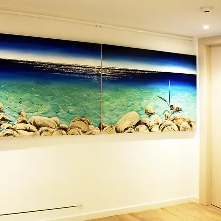 Art Navarino 지아로바