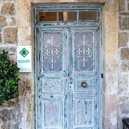 Art Navarino