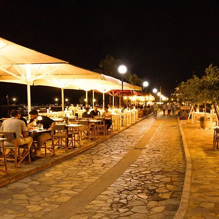 Art Navarino Gialova
