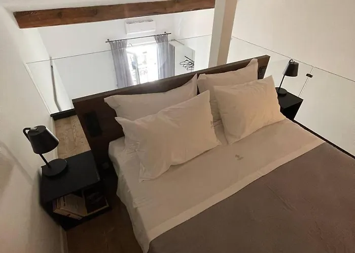 Art Navarino Appartement *