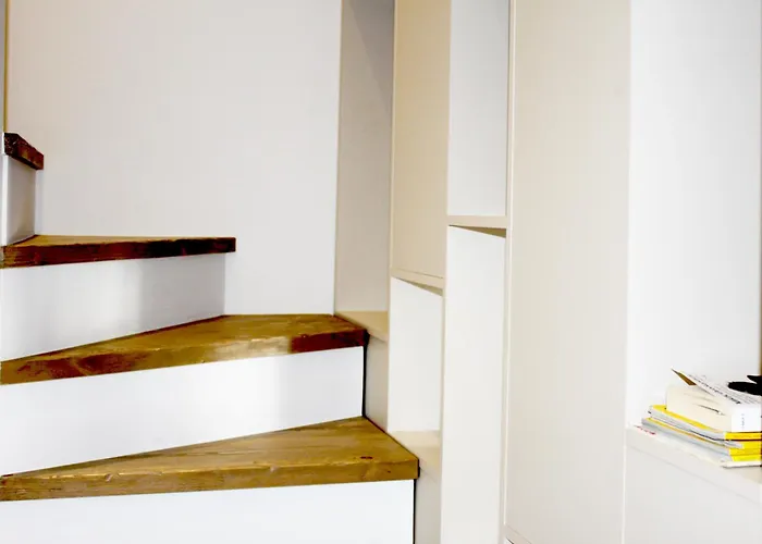 Art Navarino 公寓 *