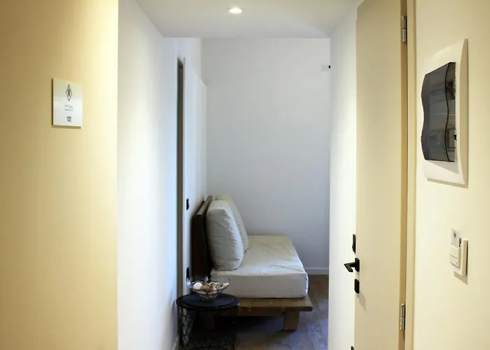 Art Navarino * Gialova