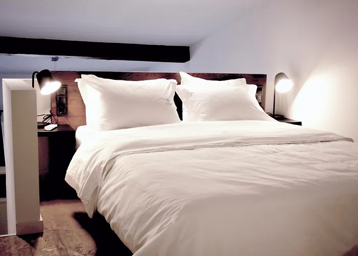 Art Navarino Appartement *